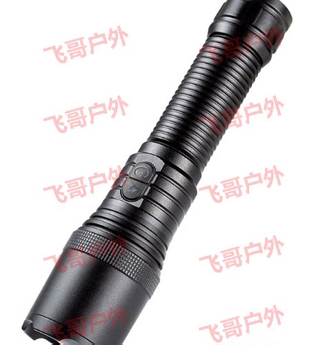 P99伸缩变焦强光远射手电筒 TYPE C充电 使用一节18650锂电池LED