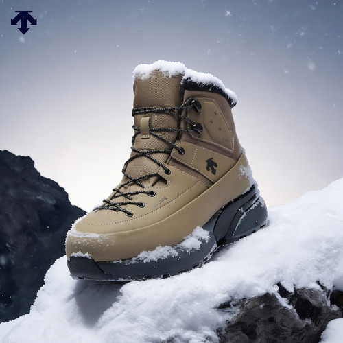 DESCENTEBLANC迪桑特ALLTERRAIN 81系列轻户外靴子