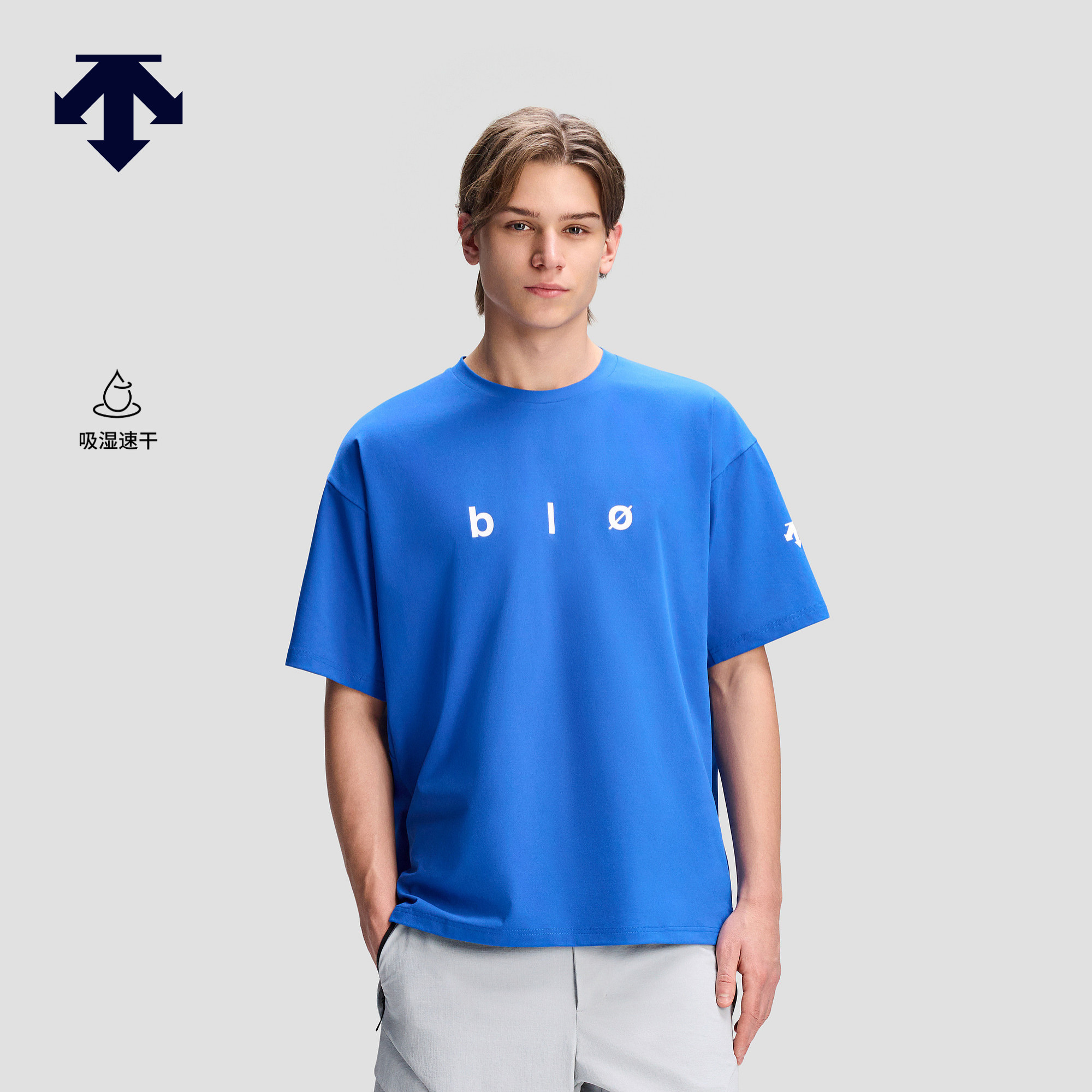 DESCENTE迪桑特BLEU系列男士都市骑行吸湿速干印花短袖T恤新品