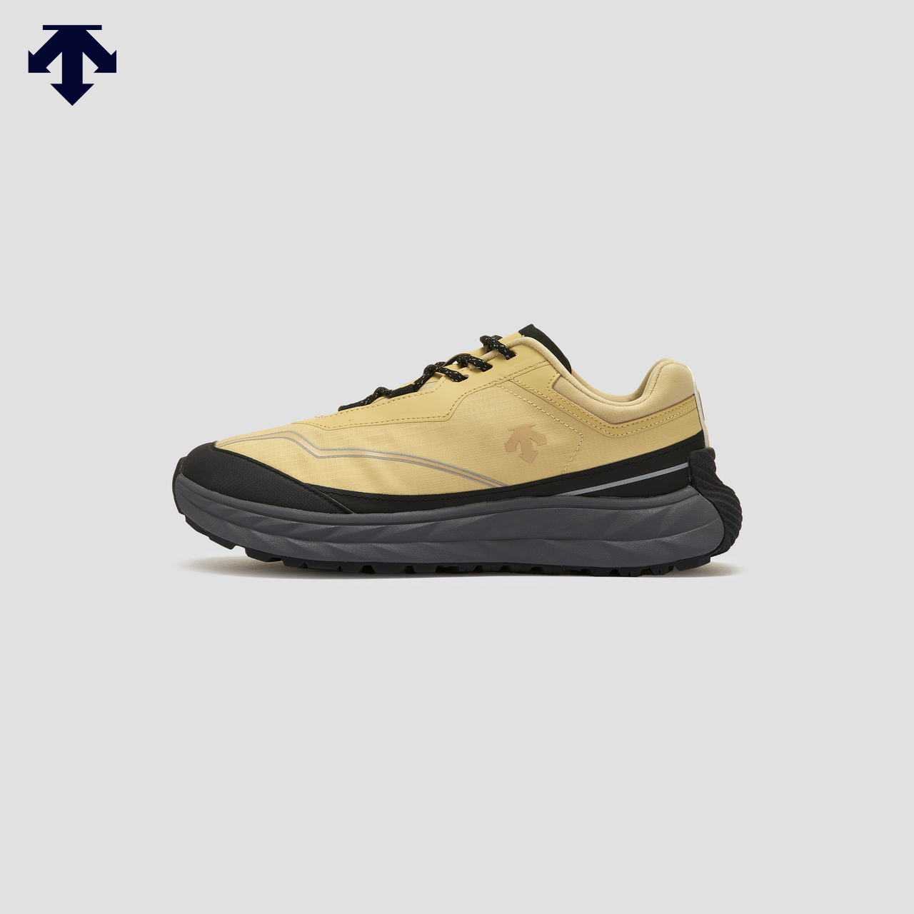 DESCENTE 迪桑特URBAN OUTDOOR系列男女同款TRAXIS运动休闲鞋夏季