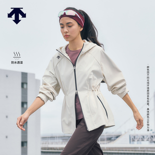 DESCENTE迪桑特WOMEN’S TRAINING系列防水透湿女士梭织上衣外套