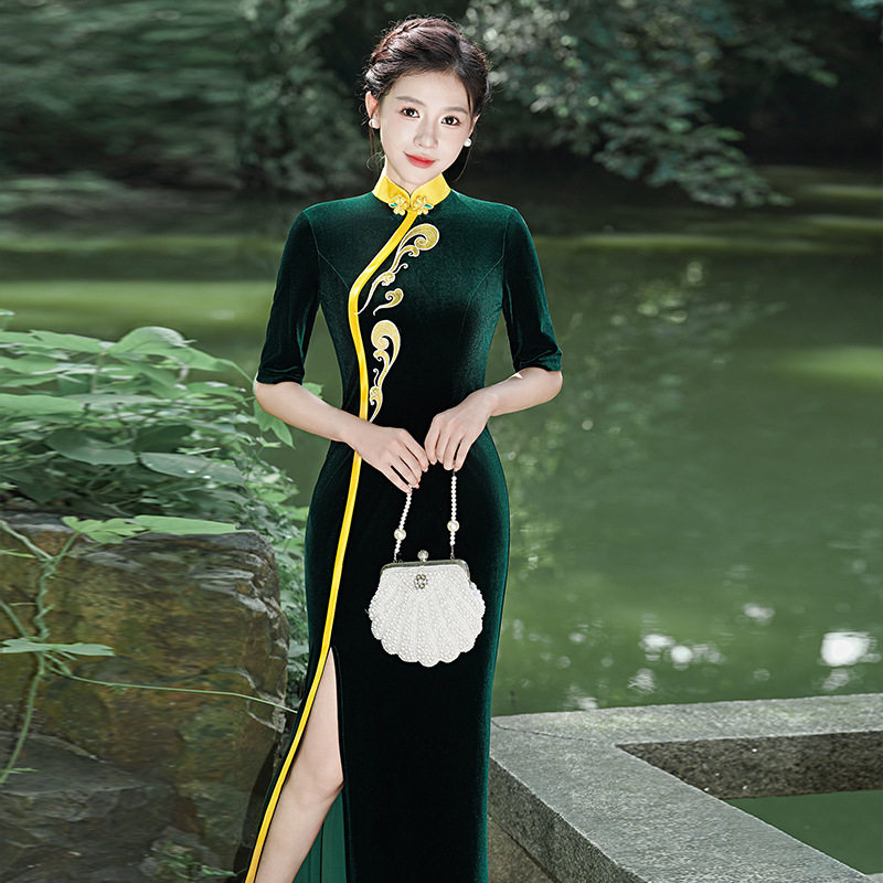 2026新款古典旗袍形体礼仪走秀旗袍服女模特演出包臀单开叉舞姿翼