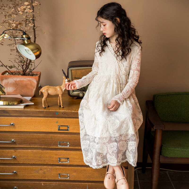 2026新款春夏季女童连衣裙韩版童装长袖蕾丝裙子清新公主裙童