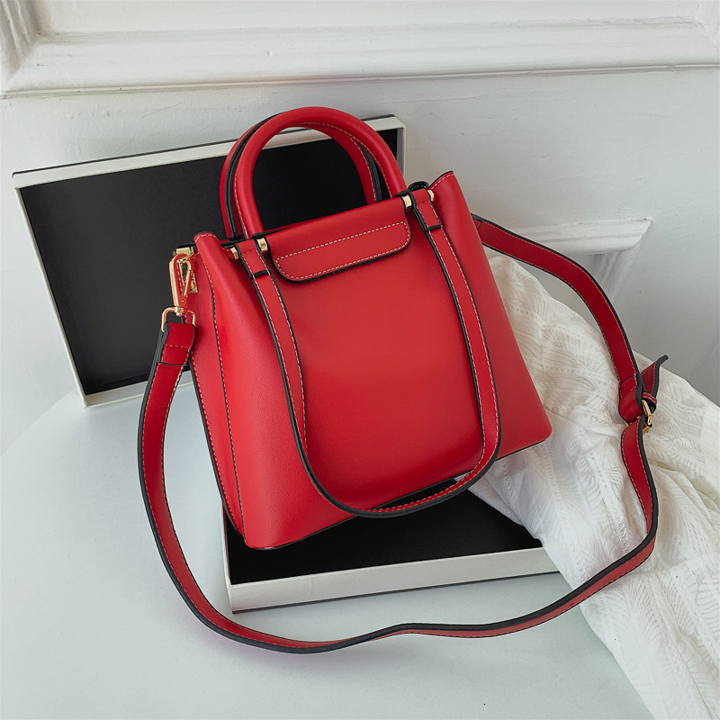 红色包包女士手提包大容量妈妈包单肩斜挎包时尚婚包女新娘结婚包