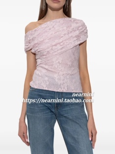 Nearnini 2026早春新款粉色蕾丝烫钻斜肩露肩短袖T恤修身显瘦上衣