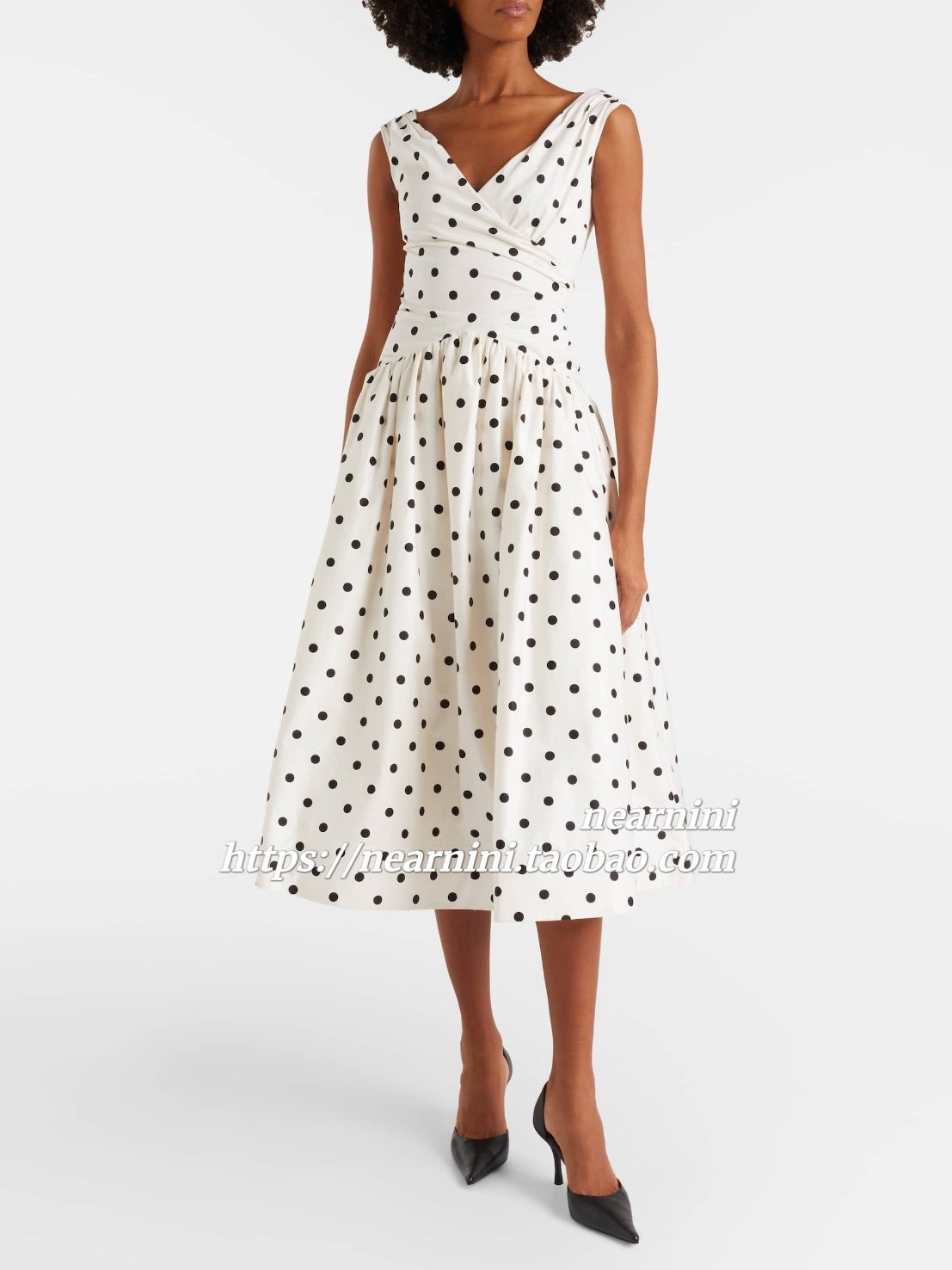 Nearnini 2026早春新款白色波点印花无袖背心大摆中长款连衣裙,女装/女士精品,连衣裙,淘宝优惠券,粉丝福利购,淘宝优惠卷