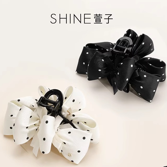 SHINE萱子优雅波点蝴蝶结抓夹