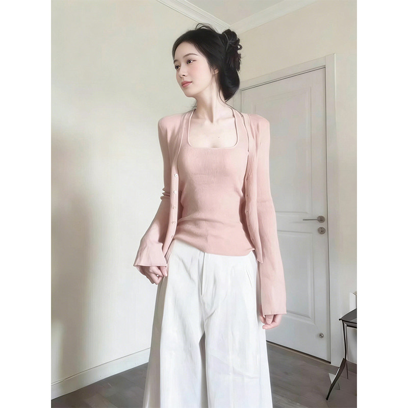 粉色挂脖吊带上衣两件套装女2026春季新款设计感针织长袖开衫外套
