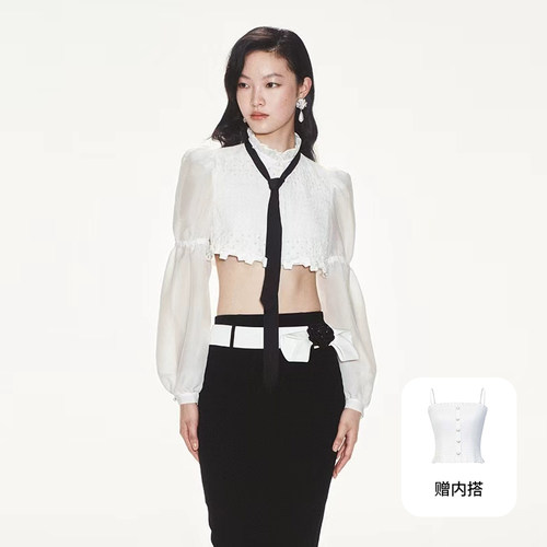 假两件lefame撞色领带上衣