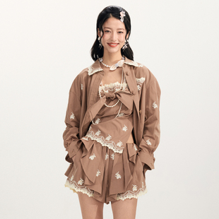 lefame拉飞姆2026春季新款时尚花朵刺绣钉珠长袖衬衫上衣外套女