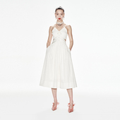 lefame拉飞姆打揽绣花白色度假吊带V领连衣裙