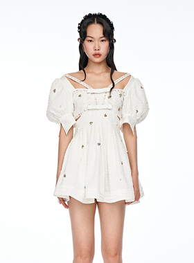 lefame拉飞姆夏季芭比钉珠短袖白色修身显瘦露肩连衣裙女