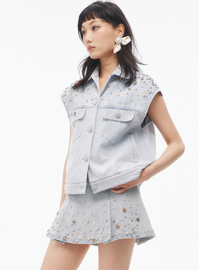 lefame拉飞姆时尚航海系穿搭浅灰色无袖钉珠牛仔马甲背心女