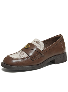 TATA他她情书女鞋2025秋时尚复古单鞋休闲鞋乐福鞋小皮鞋7JW21CA5