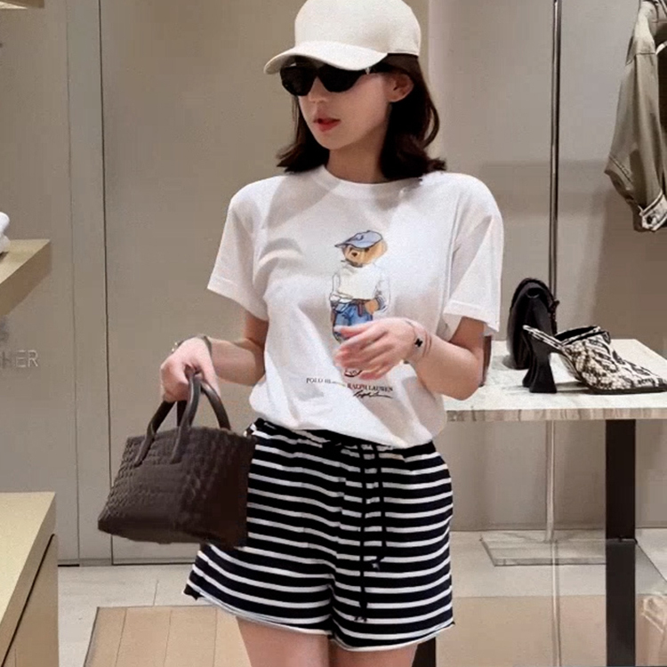 欧货高端减龄白色印花短袖