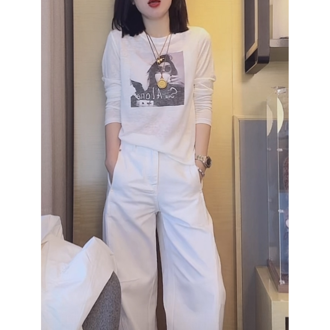 潮牌海报女孩印花长袖T恤2