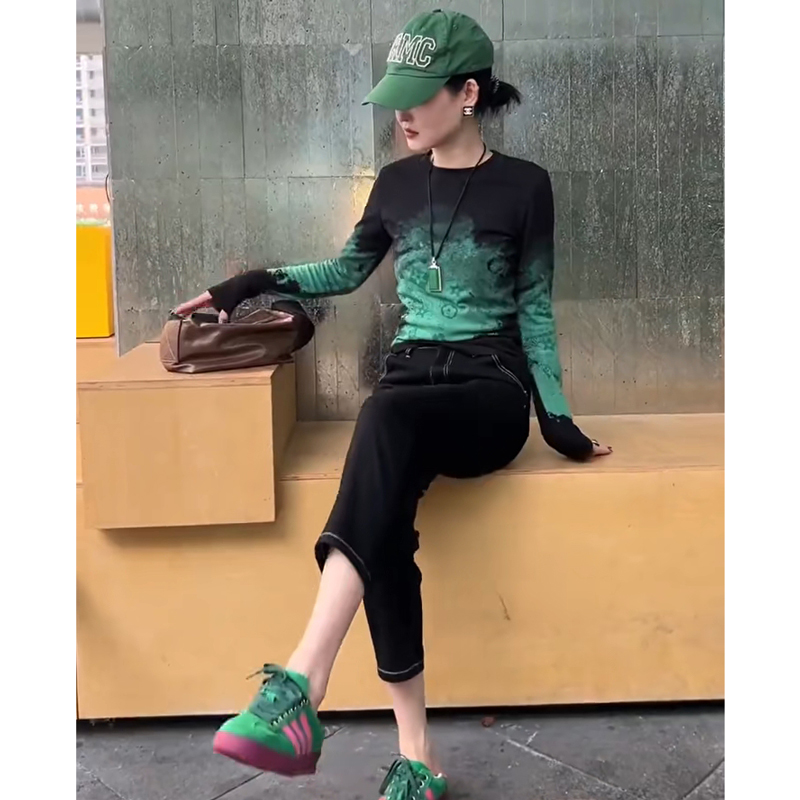 打底衫小众复古拼色形状印花修身