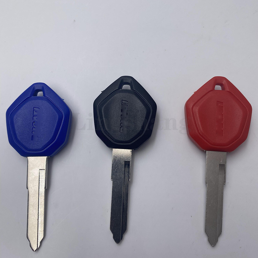 适用新款摩托车杜卡迪钥匙胚鸰速950翎速钥匙柄杜卡迪V2v4锁匙胚