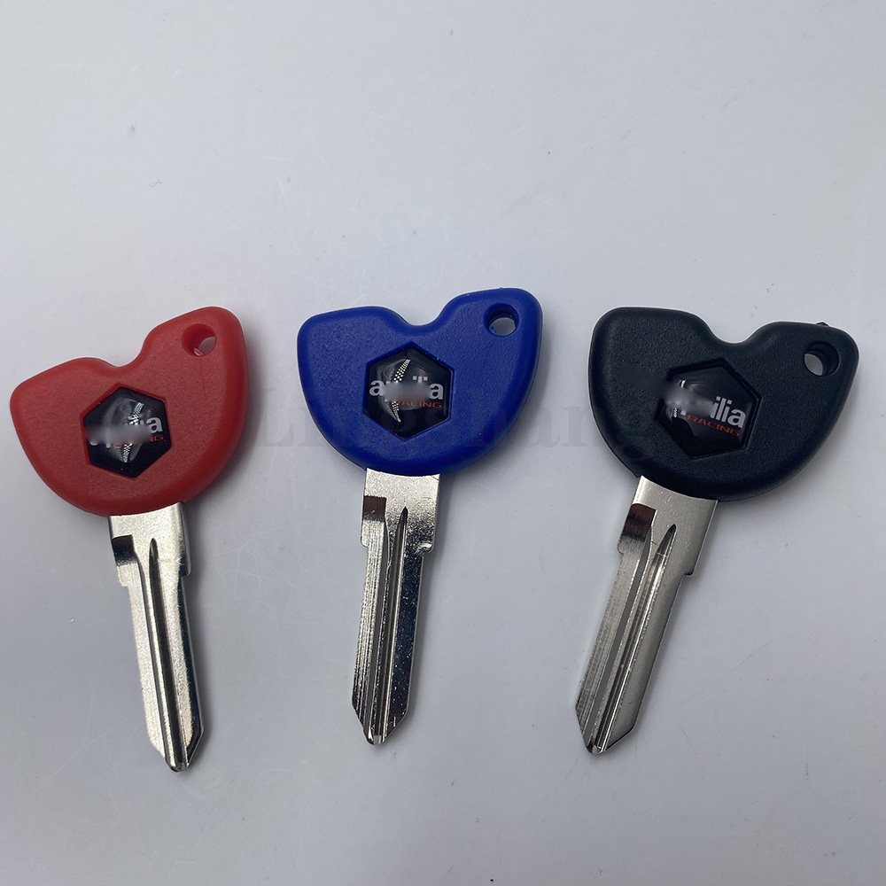 适用比亚乔阿普利亚SR300 SR250 APR300T-VNEXUS250芯片钥匙胚