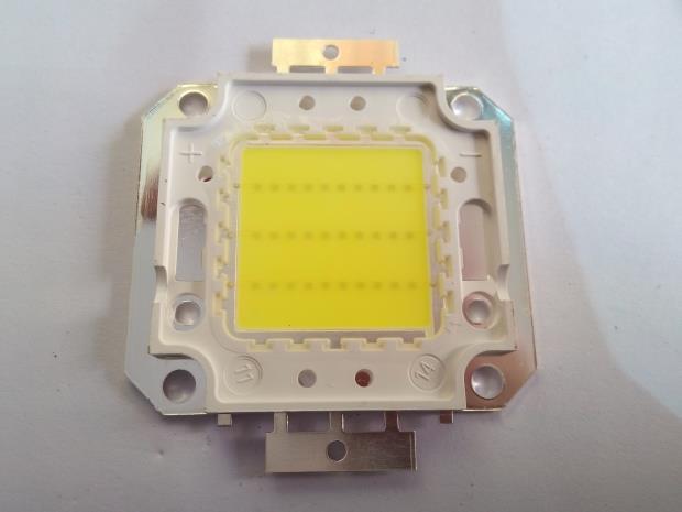 led投光灯20W30W50W灯珠