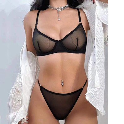 Perspective style set with two pieces of suspender underwear