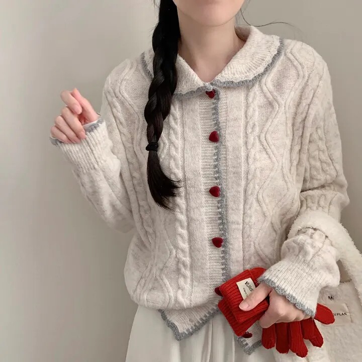 chic 韩系温柔甜美爱心减龄毛针织衫
