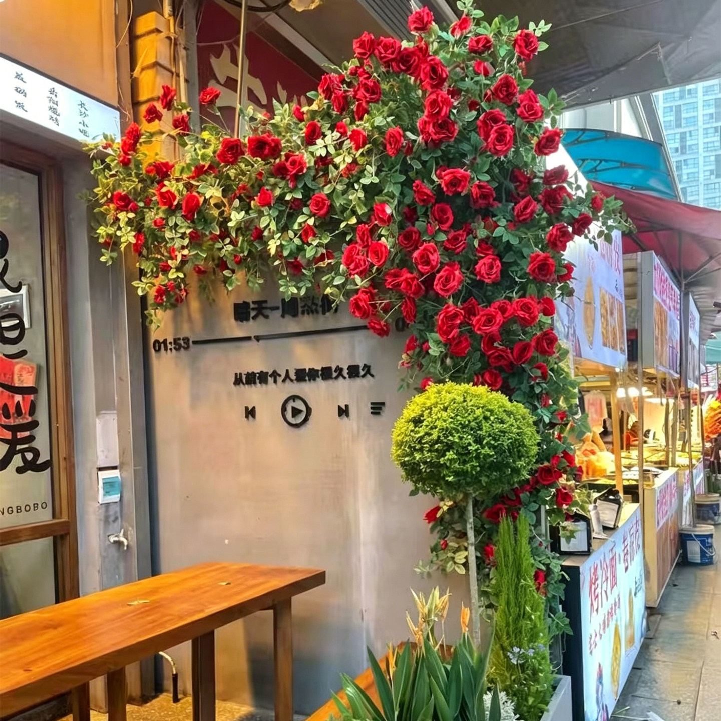 仿真黄玫瑰假花立体花瓣花藤阳台护栏壁挂缠绕 ins风网红墙面造景