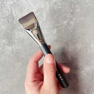 pony推荐毕加索FB11平头粉底刷面膜刷扁头超薄一字型无暇裸肌遮瑕