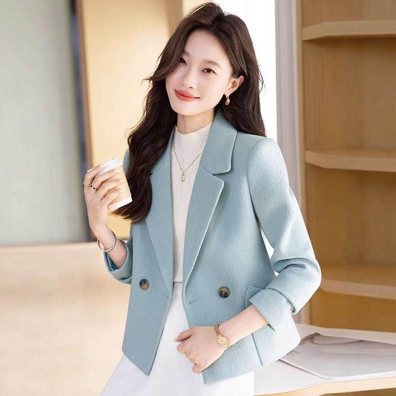 咖色短款西装外套女秋季2025新款小个子休闲女神范高级感西服上衣