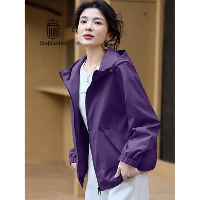 正品2025秋冬新款连帽风衣外套女短款拉炼开衫中老年妈妈休闲夹克