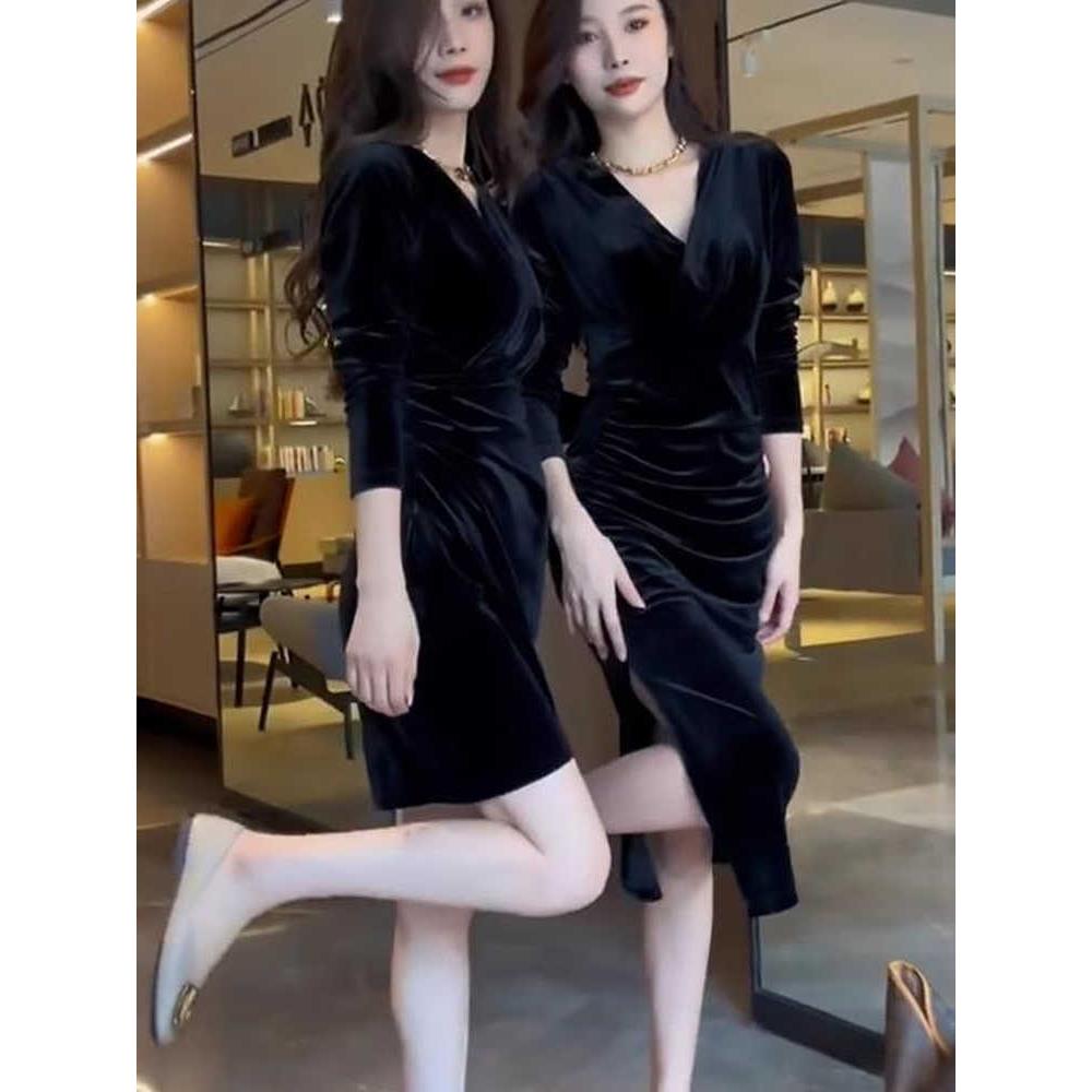 欧洲站赫本风小黑裙显身材裙子收腰金丝绒礼服v领连衣裙秋季女装