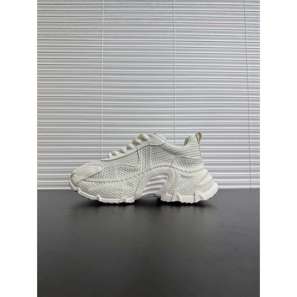 细节恰到好处Minimalism Aquaman舒适编织皮面老爹鞋男厚底内增高