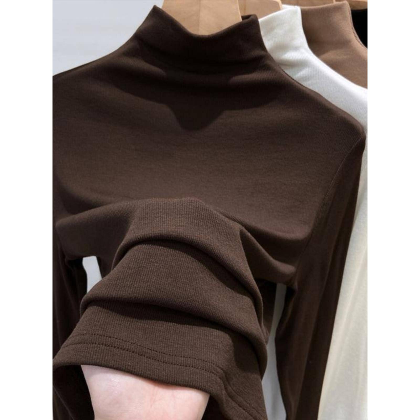 咖色半高领针织打底衫女春秋季韩版美拉德内搭修身显瘦弹力上衣