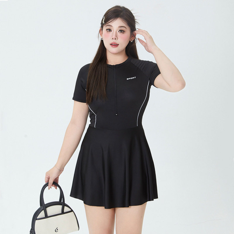 大码泳衣女款运动连体简约微胖女孩保守遮肉遮肚显瘦泡温泉泳衣