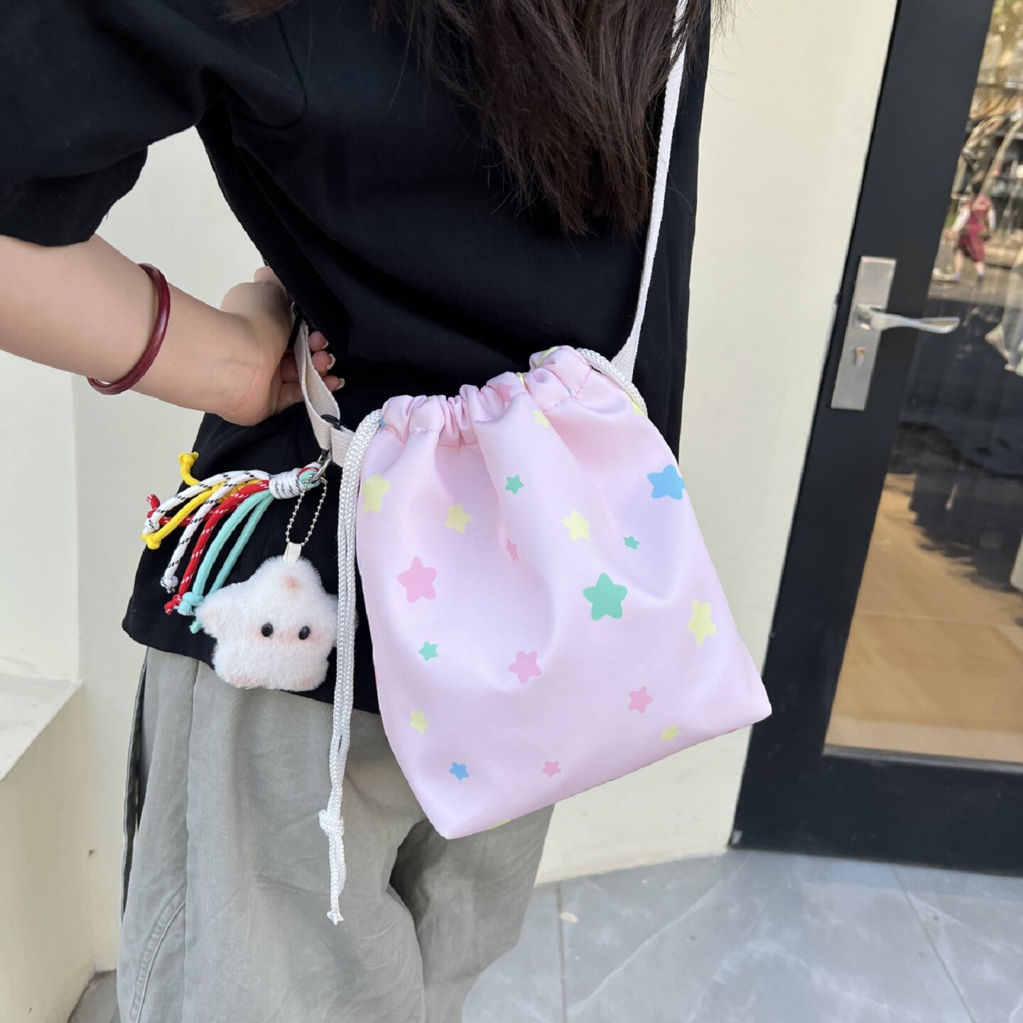 新款时尚抽绳单肩包通勤收纳水桶包民族风帆布斜挎包迷你手机小包