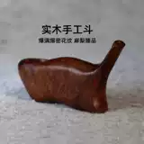 Настоящий выстрел ручной работы с твердым древесиной, борьба с сигарет -сигарет деревянный дымовой пакет сухой дым.