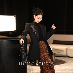 MD进进原创【玫瑰复兴】2025秋冬气质时尚外套设计师重工烫钻西装