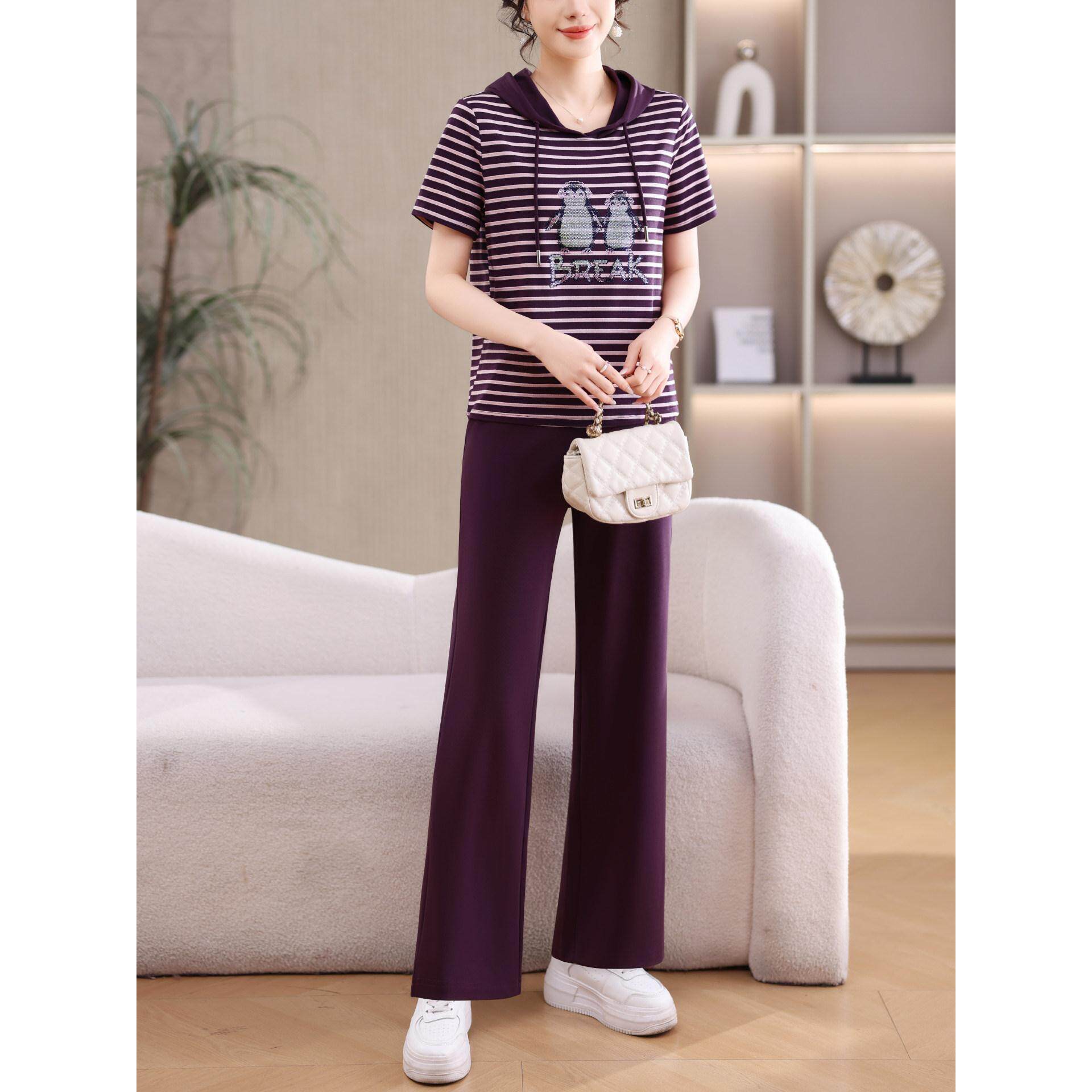 中老年休闲运动服套装女夏季新款时尚气质连帽妈妈条纹短袖两件套