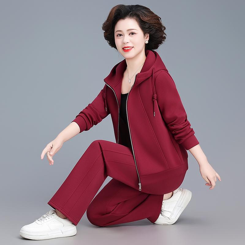 中年妈妈春装外套本命年红色衣服中老年连帽卫衣运动服套装女春秋