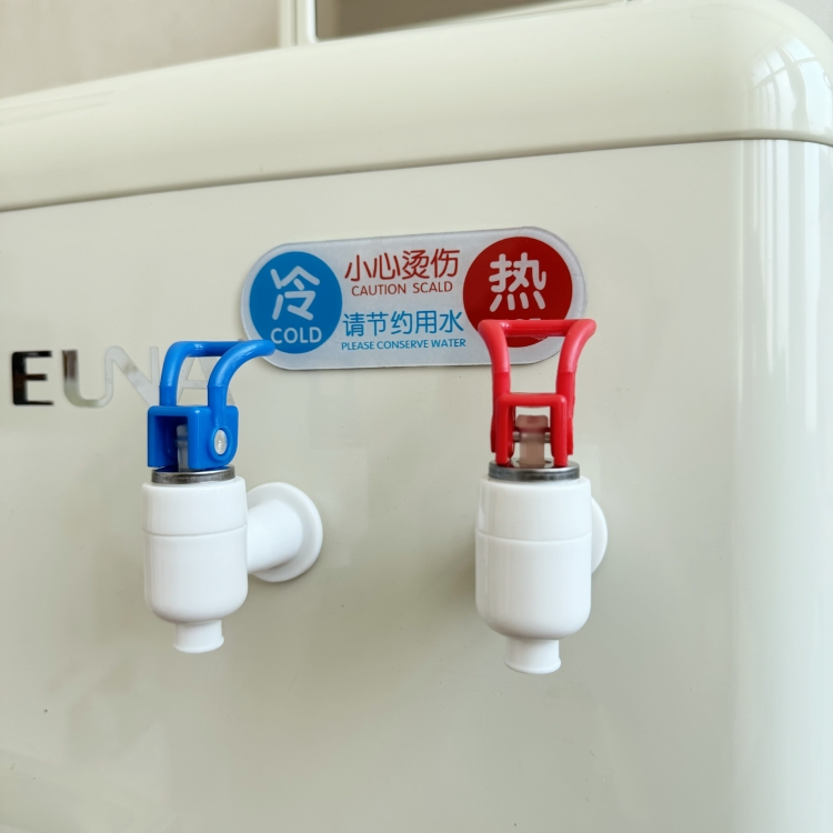 创意水龙头冰箱贴冷热标签磁贴留言板洞洞板磁力贴装饰磁贴吸铁石