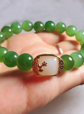 天然和田玉菠菜绿设计款俄料手串