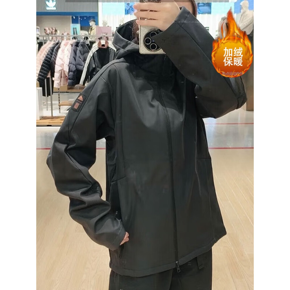 阿迪达斯adidas外套加绒保暖运动服防水梭织休闲连帽夹克JI8712