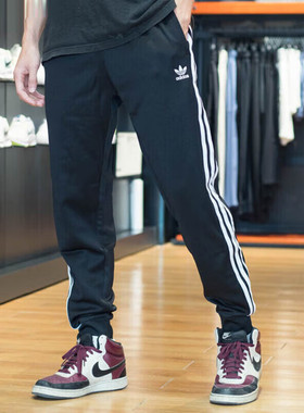 阿迪达斯（adidas）男裤休闲运动裤收口束脚三条纹时尚复古IL2488