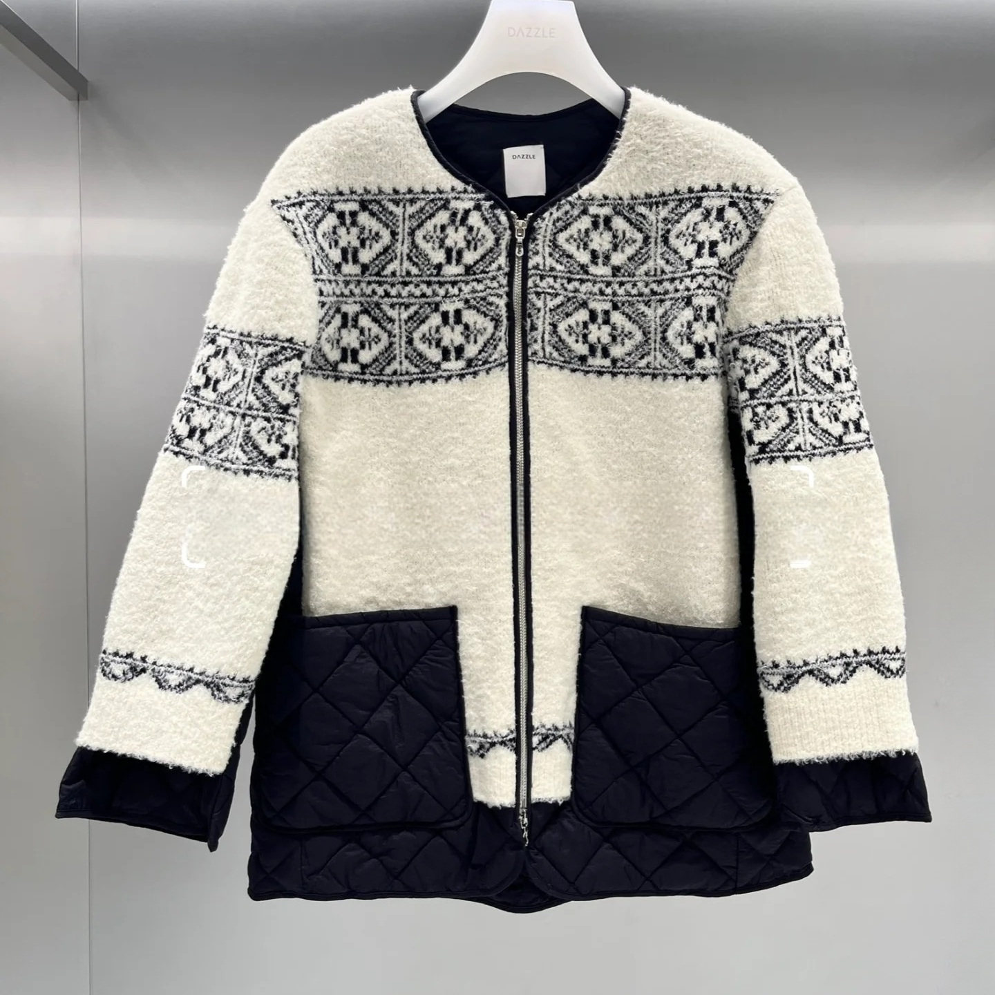 2I4H210吊牌3599大地素DAZZLE专柜正品2024冬女士毛衫拼接棉服火