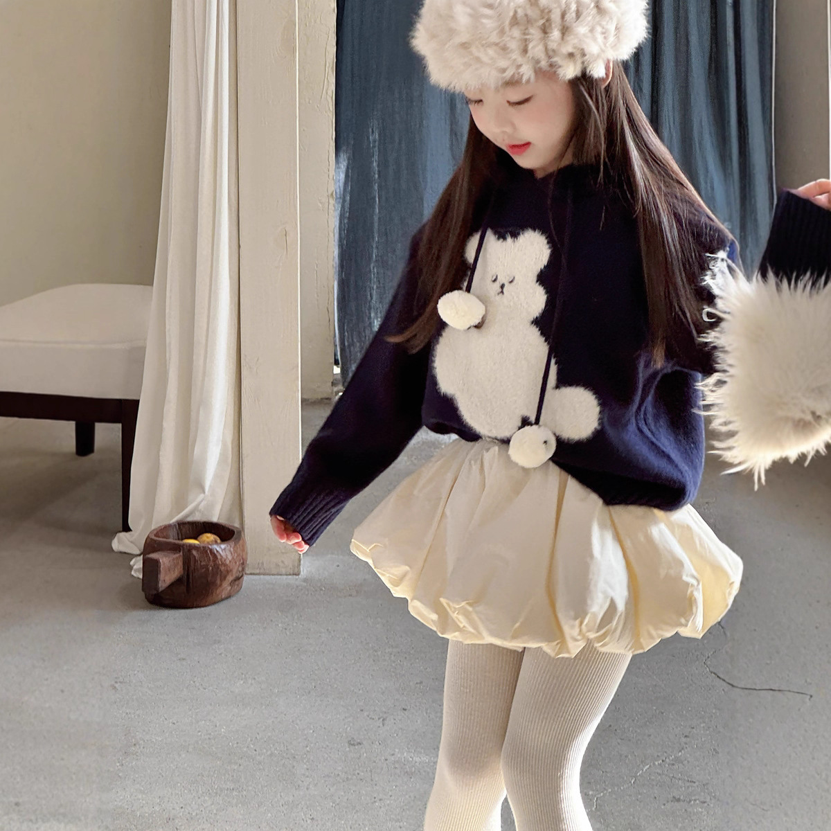 女童冬季韩版毛球连帽毛衣2025宝宝宽松小狗针织毛衣上衣洋气厚款