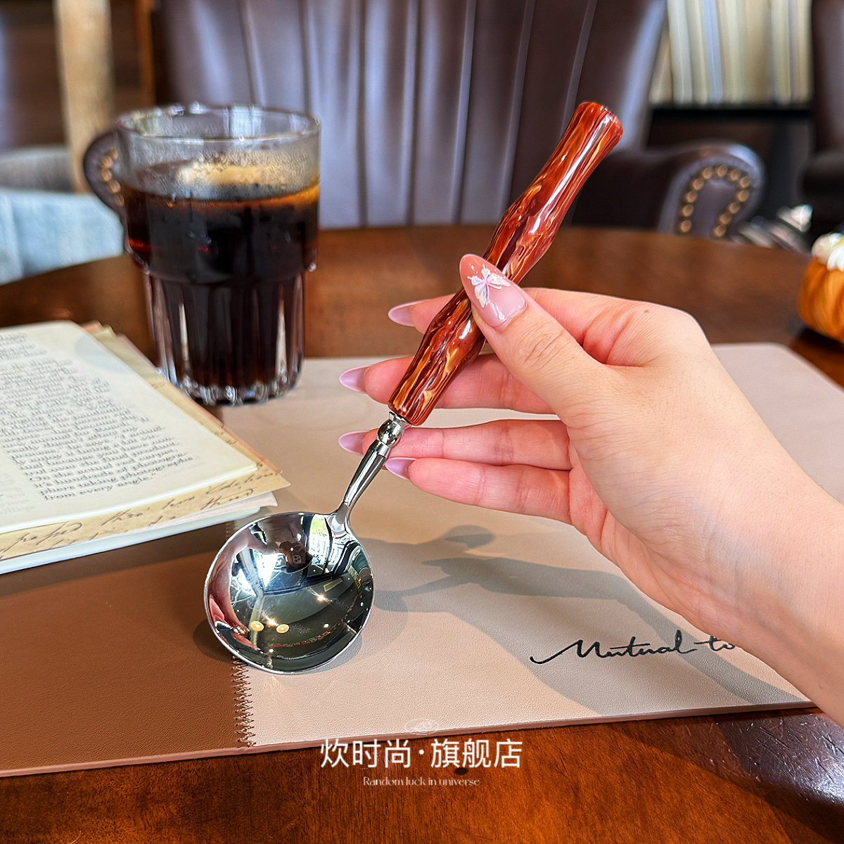 【意大利琥珀色圆头更】304不锈钢圆头更汤勺主餐更长柄勺圆勺子