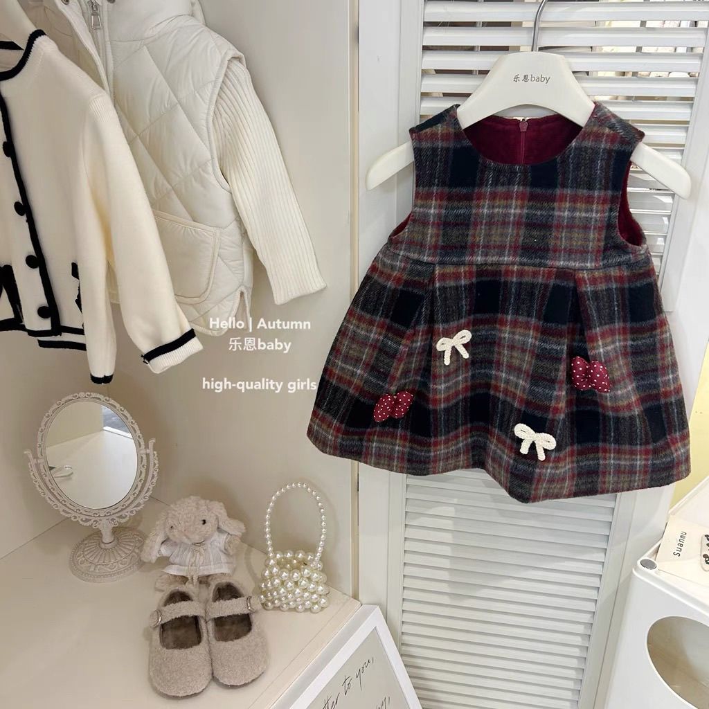 女童背心格子裙2025秋冬装宝宝洋气港风加绒连衣裙复古公主裙子