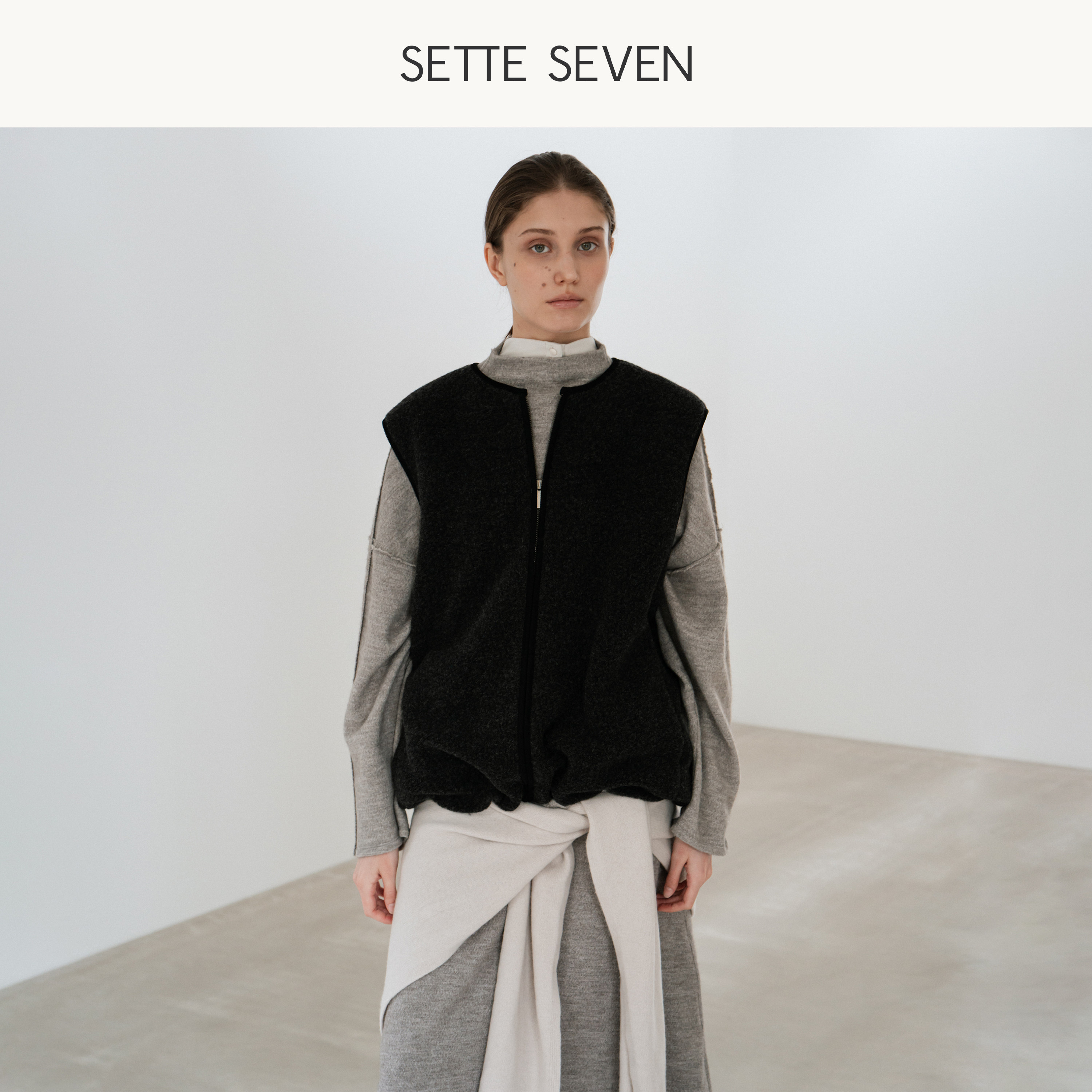 SETTE SEVEN圆领羊毛马甲女2026年冬季新款抽绳无袖毛呢叠穿外套