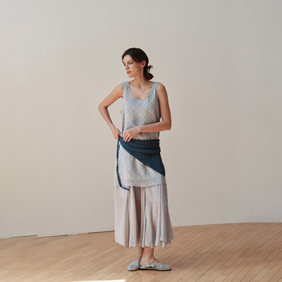 SETTE SEVEN·蓝色格子 宽松U领叠穿背心裙