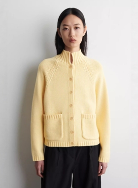 CS女装 休闲版型高领纽扣开衫黄色2025冬季新品1326239001